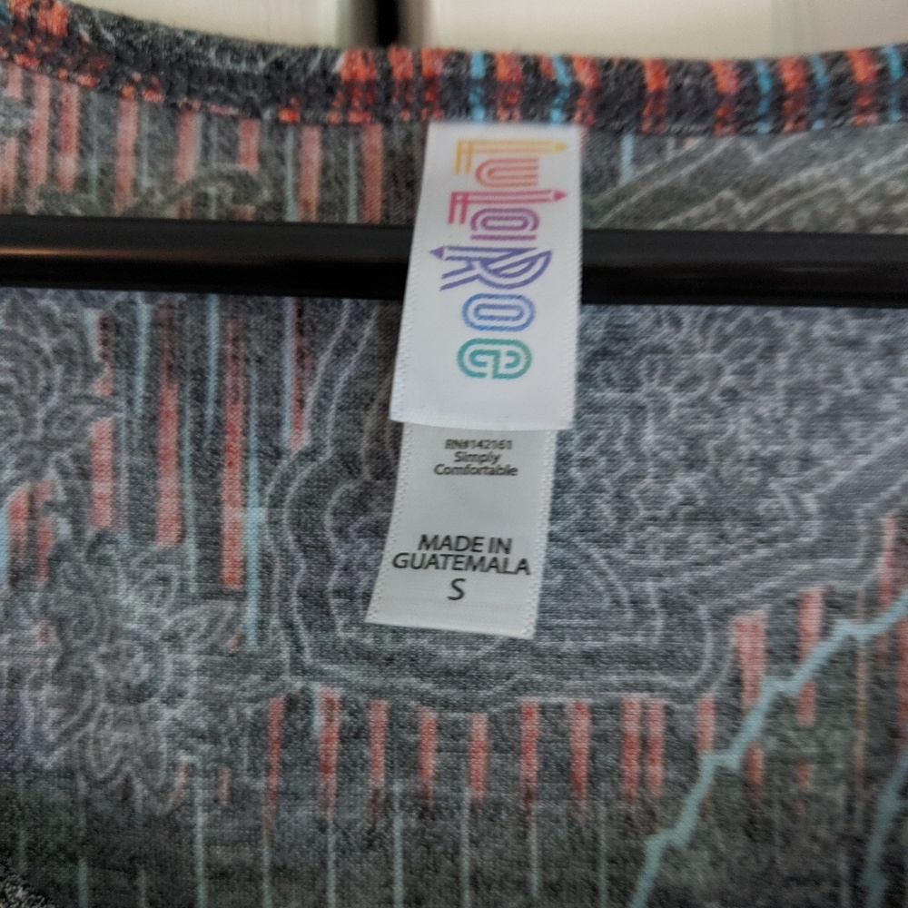 LulaRoe - Picture 2 of 2